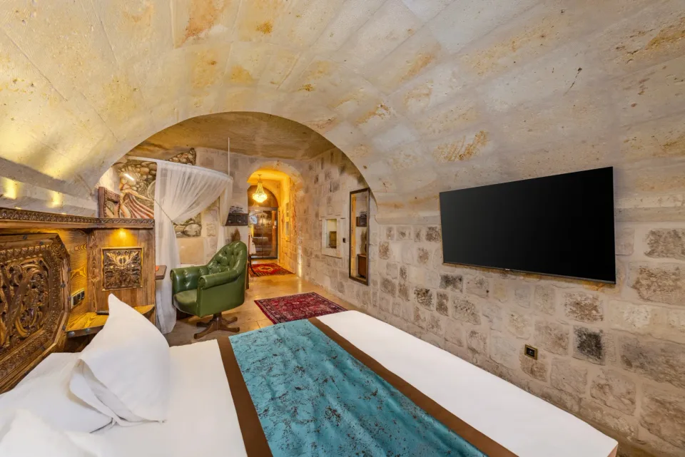 CappaVia Cave Hotel