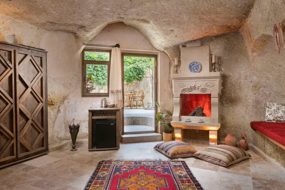 Oda 101 - Kayata Cave Suites