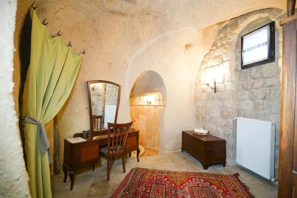 Deluxe Cave Suite, Dere Suites – room interior