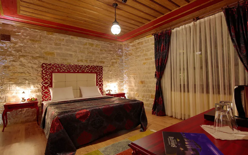 Deluxe Room, Elevres Stone House – odanın iç görünümü