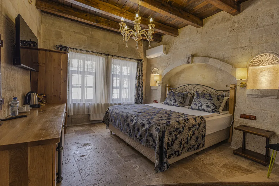 Double Room With Sauna, Göreme Cave Suites – odanın iç görünümü