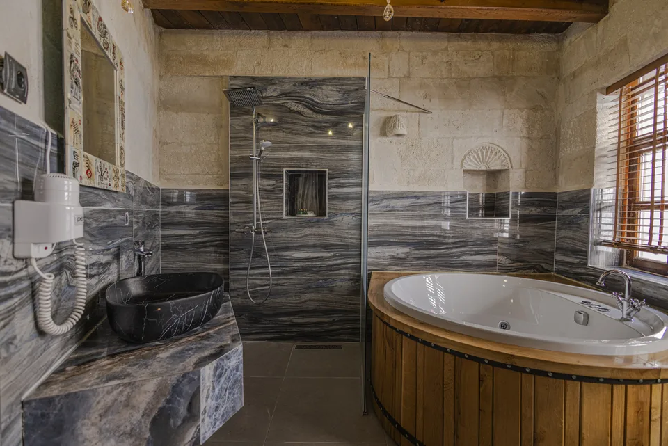 Double Room With Sauna, Göreme Cave Suites – odanın iç görünümü