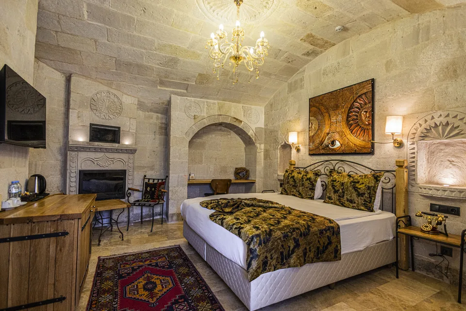 Junior Suite, Göreme Cave Suites – odanın iç görünümü