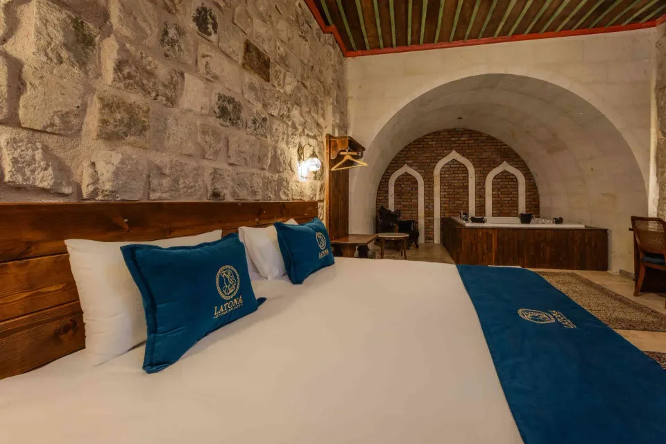 Latona Stone Palace – guest room interior