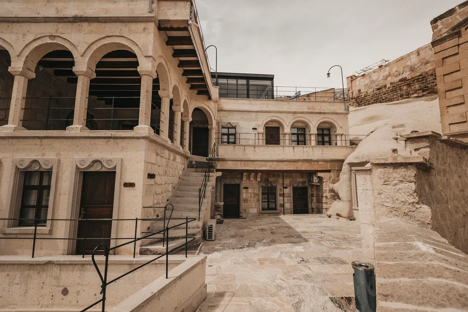 Medusa Cave Hotel – otelin dış görünümü