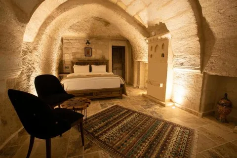 Deluxe Cave Room with Jacuzzi, Medusa Cave Hotel – room interior