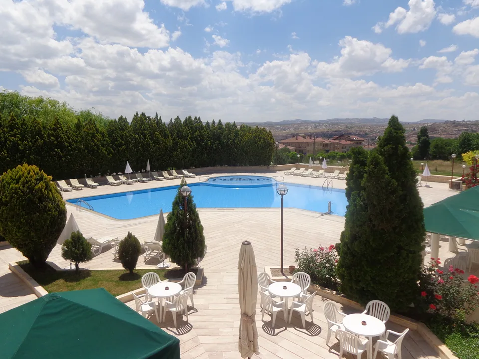 Perissia Hotel & Convention Center – outdoor pool