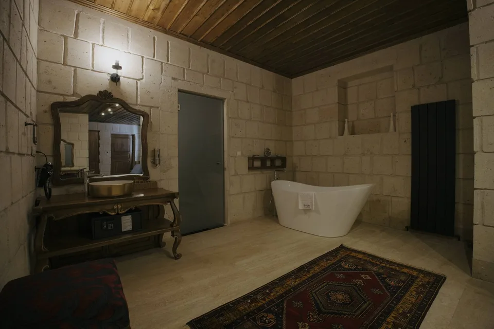 Deluxe Stone Room, Yılkı Cave Suites – odanın iç görünümü